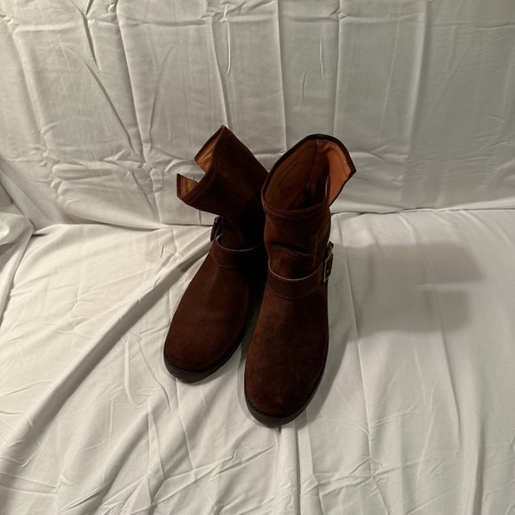FRYE Brown Size 7 1/2 Suede Boots - Picture 3 of 6